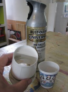 Painting bubbles with cups