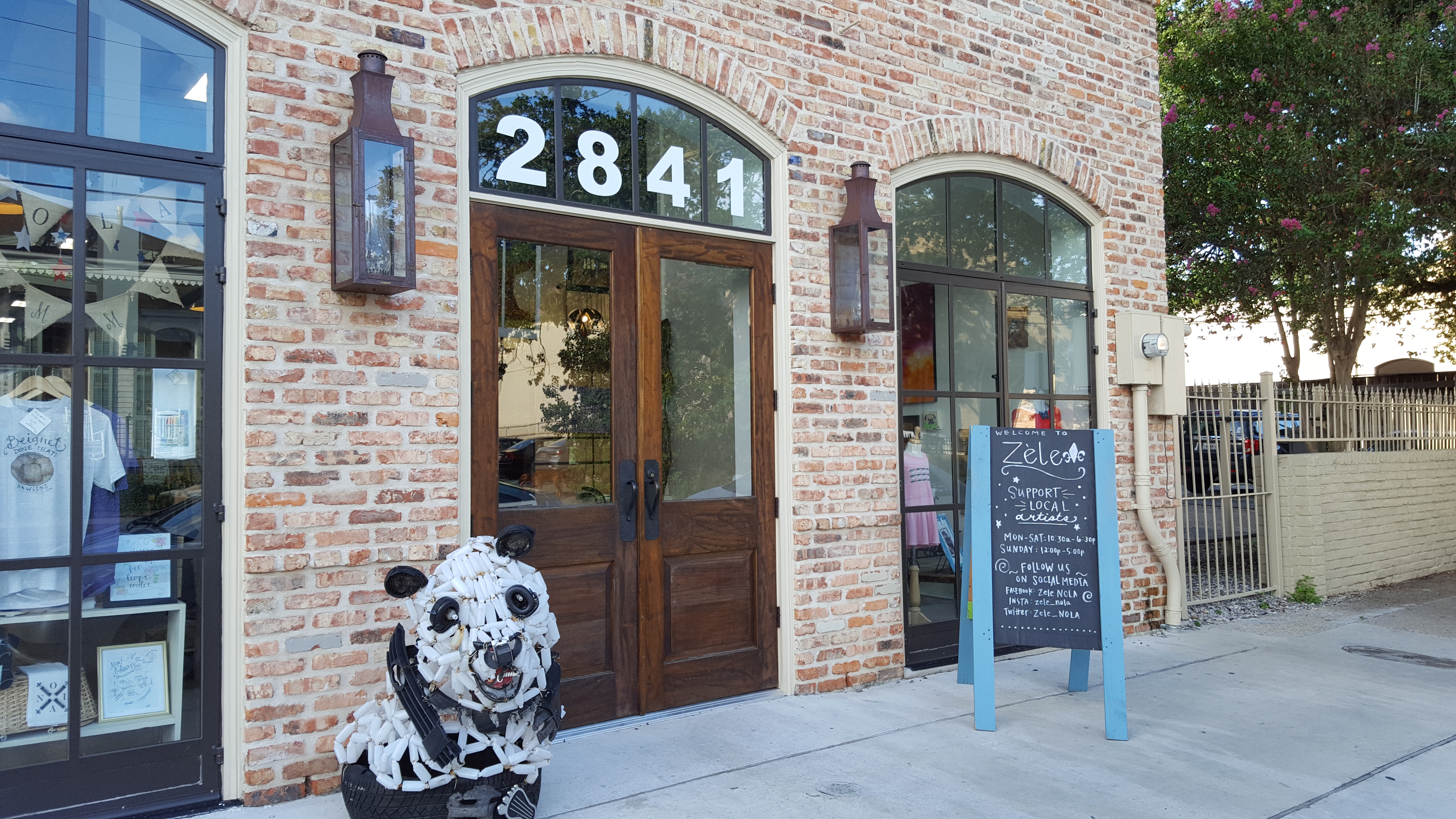 Magazine Street, the block between Community Coffee and Starbucks.